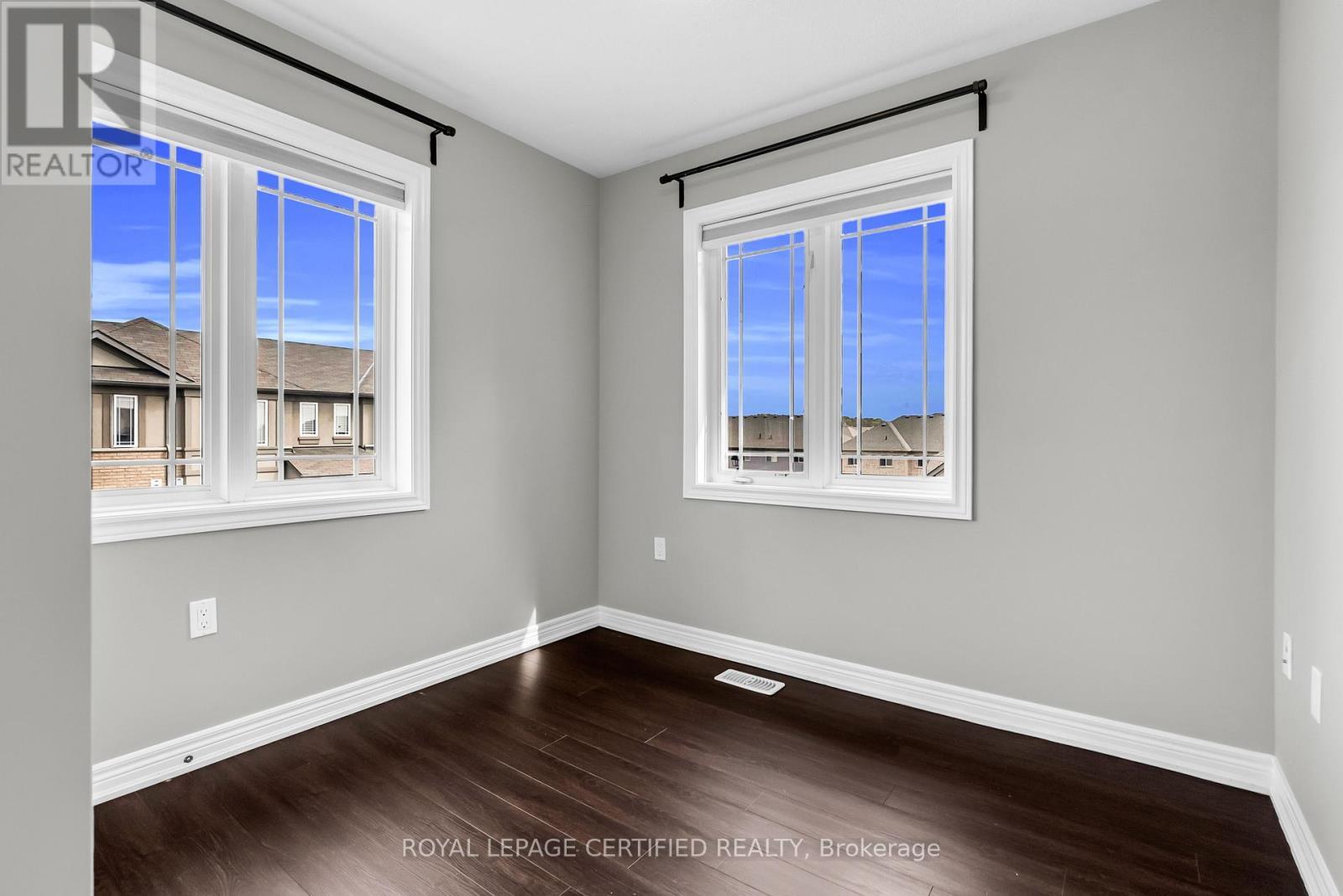 89 Bloom Crescent, Hamilton, ON - Indoor Photo Showing Other Room