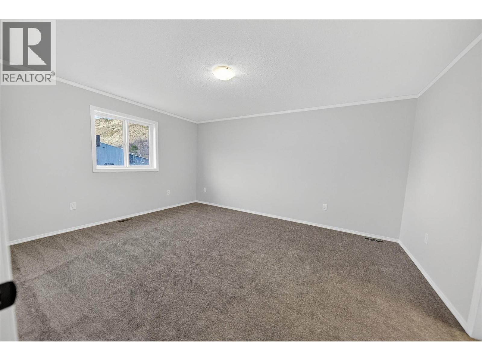 8948 Rundle Place, Canal Flats, BC