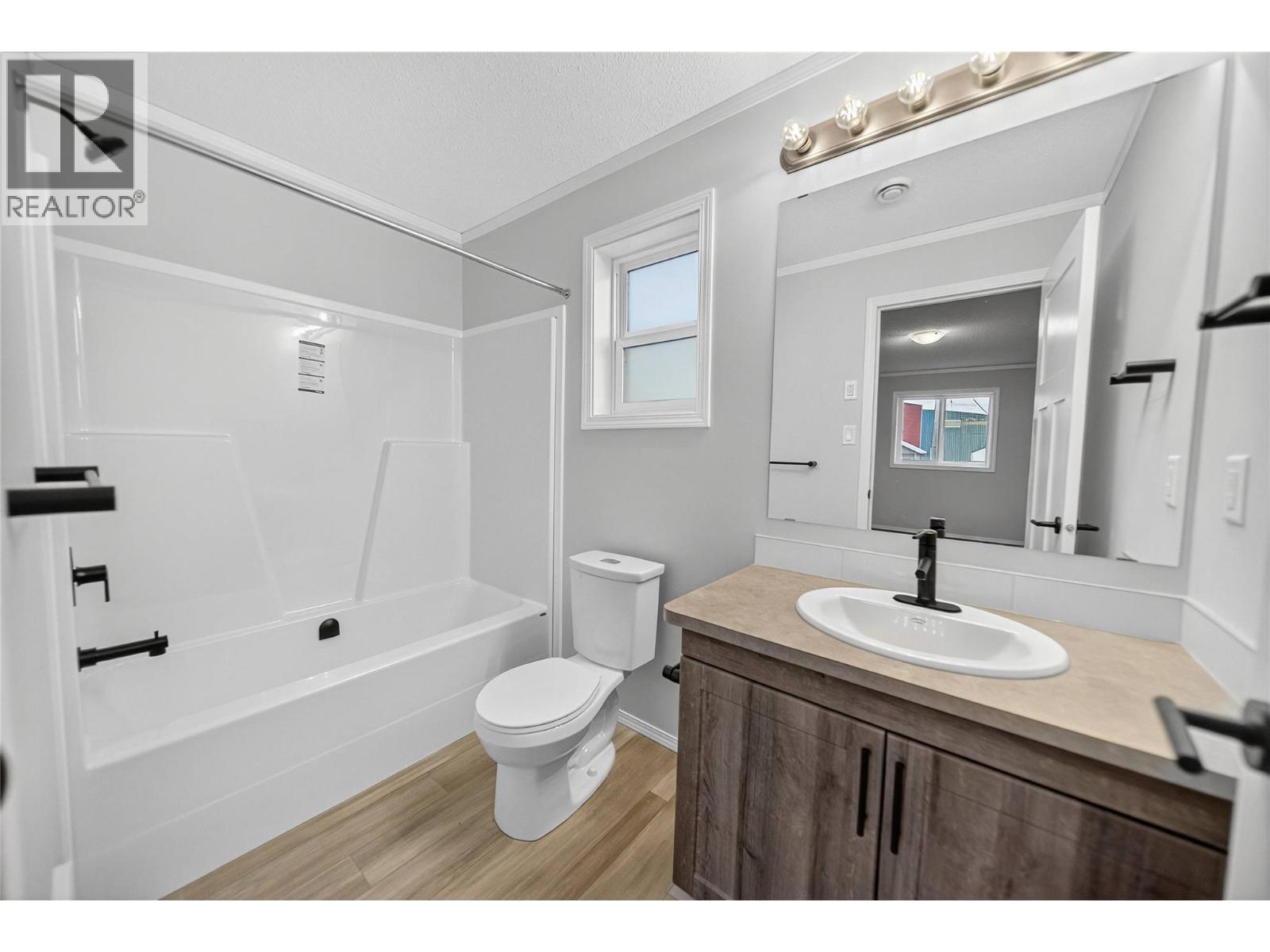 8948 Rundle Place, Canal Flats, BC