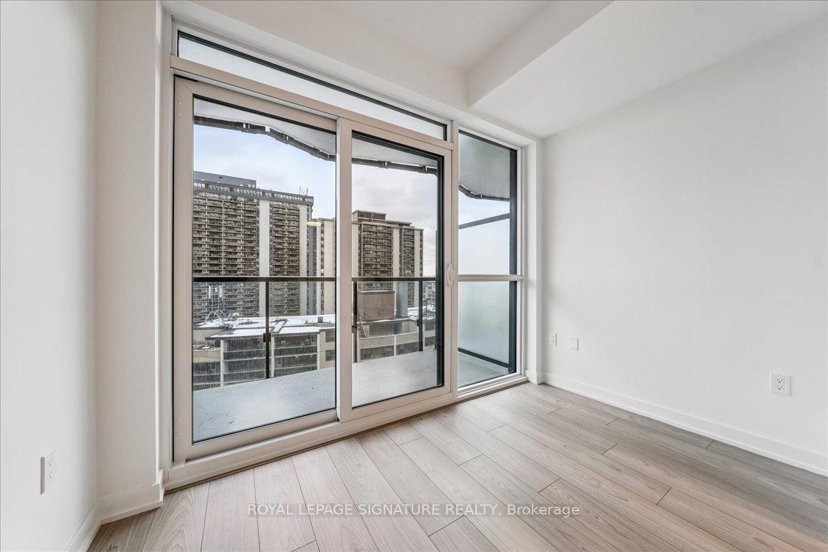 1313-120 Broadway Avenue, Toronto, ON - Indoor Photo Showing Other Room