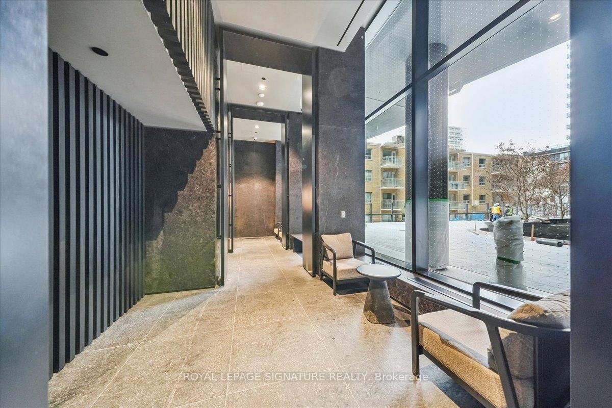 1313-120 Broadway Avenue, Toronto, ON - Photo Showing Other Room