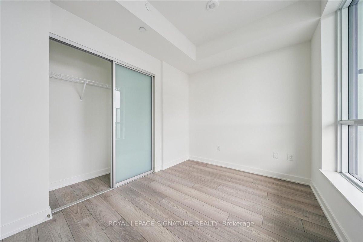 1313-120 Broadway Avenue, Toronto, ON - Indoor Photo Showing Other Room