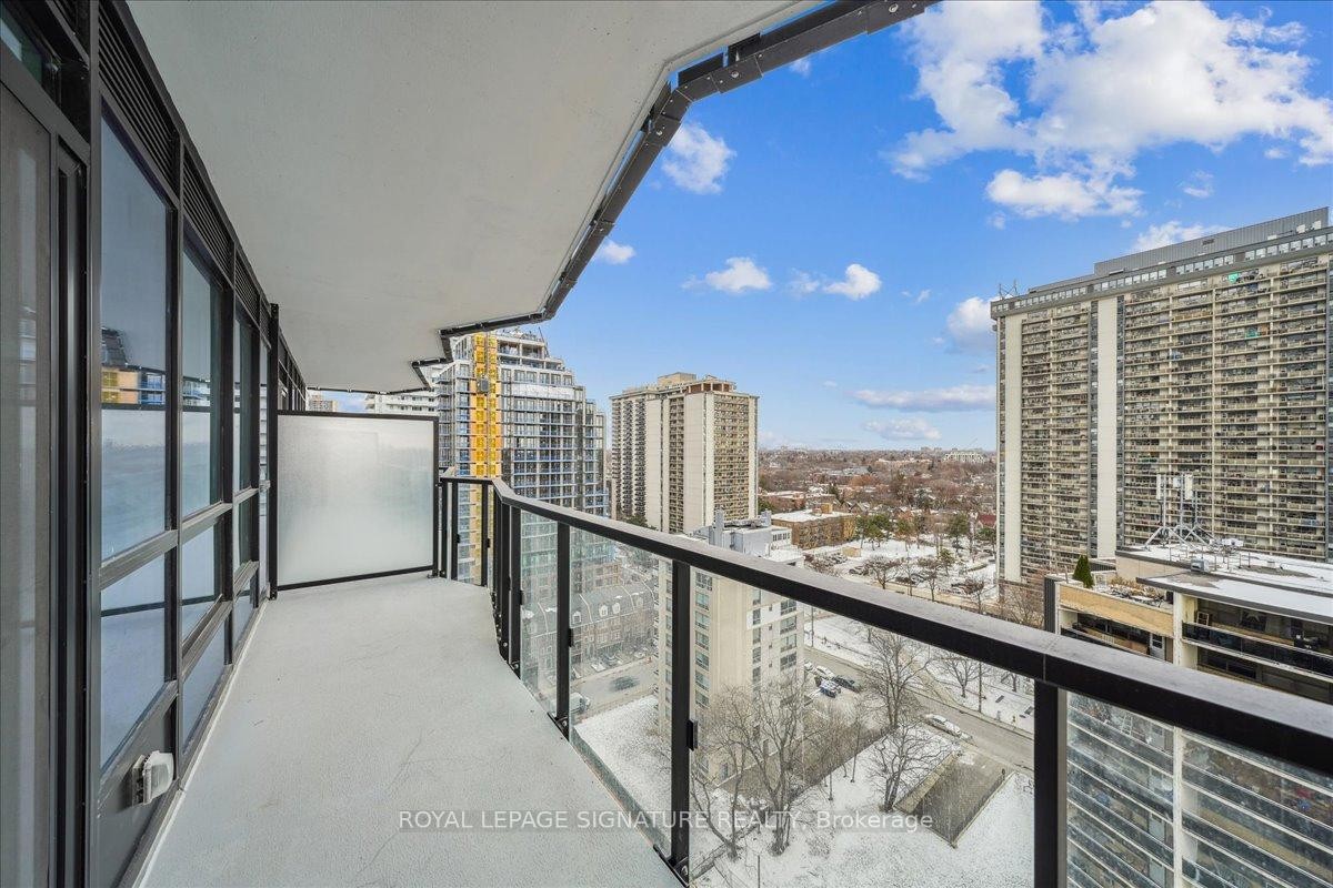 1313-120 Broadway Avenue, Toronto, ON - Outdoor With View With Exterior