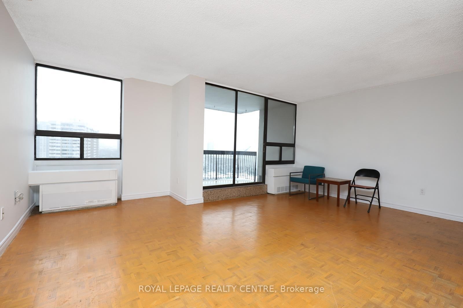 1519-50 Mississauga Valley Boulevard, Mississauga, ON - Indoor Photo Showing Other Room