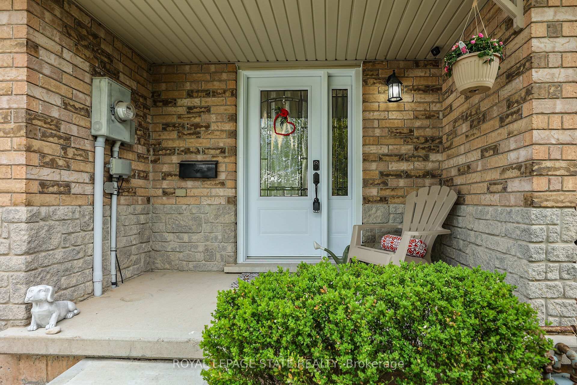 19 Beech Street, Grimsby, ON - Outdoor With Exterior