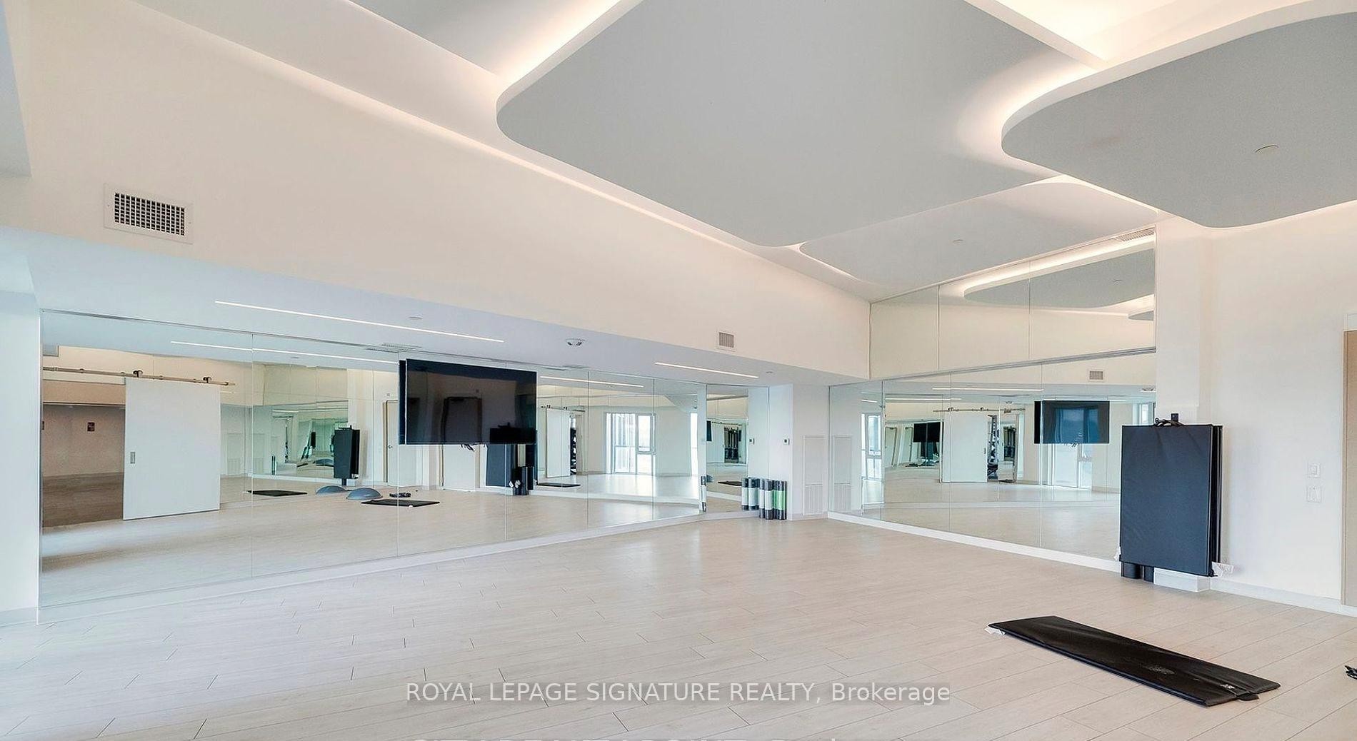 B520-3200 Dakota Common, Burlington, ON