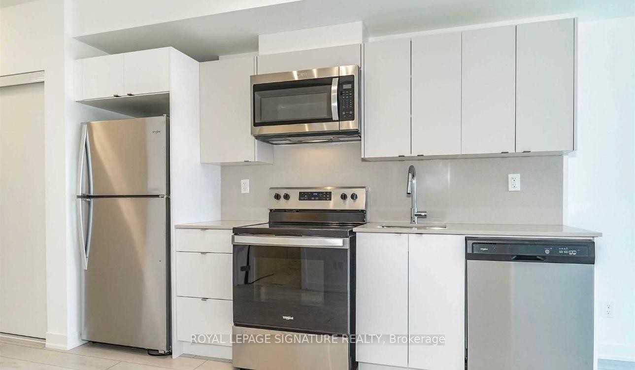 B520-3200 Dakota Common, Burlington, ON