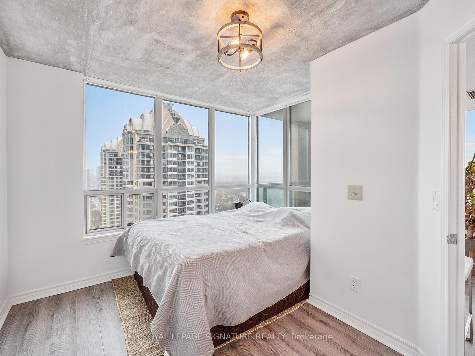 2307-17 Barberry Place, Toronto, ON - Indoor Photo Showing Bedroom