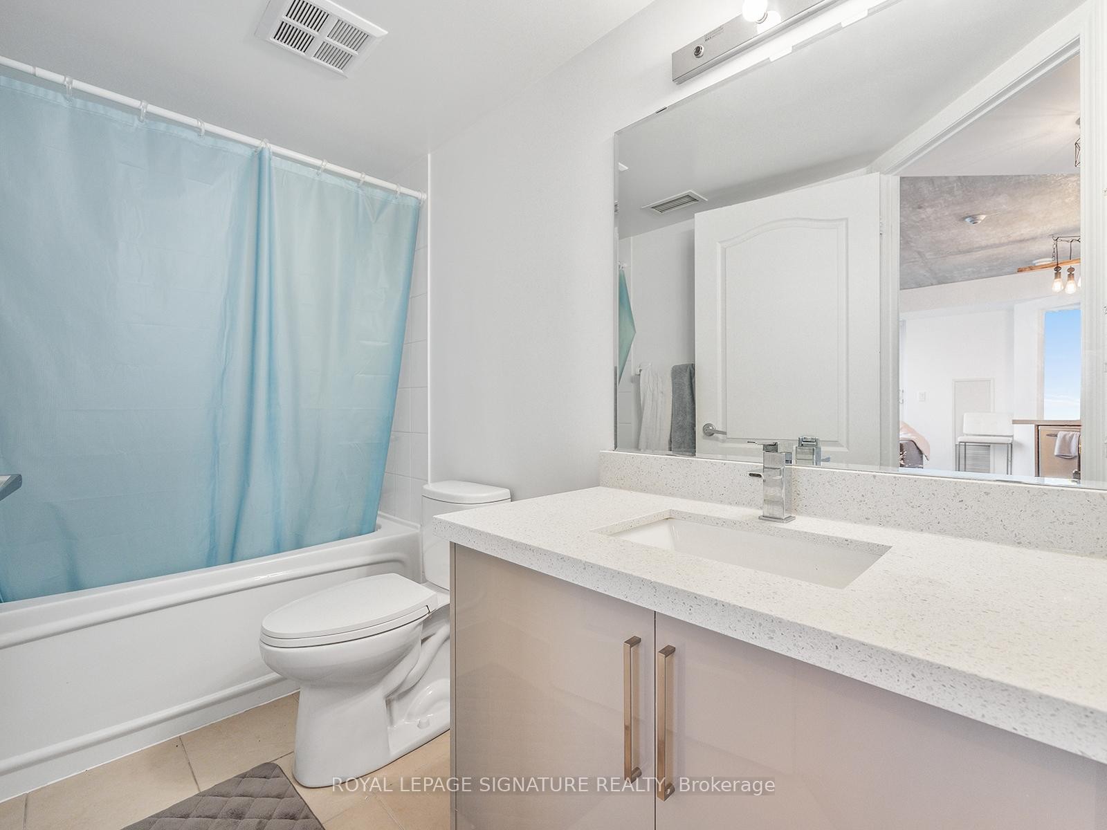 2307-17 Barberry Place, Toronto, ON - Indoor Photo Showing Bathroom