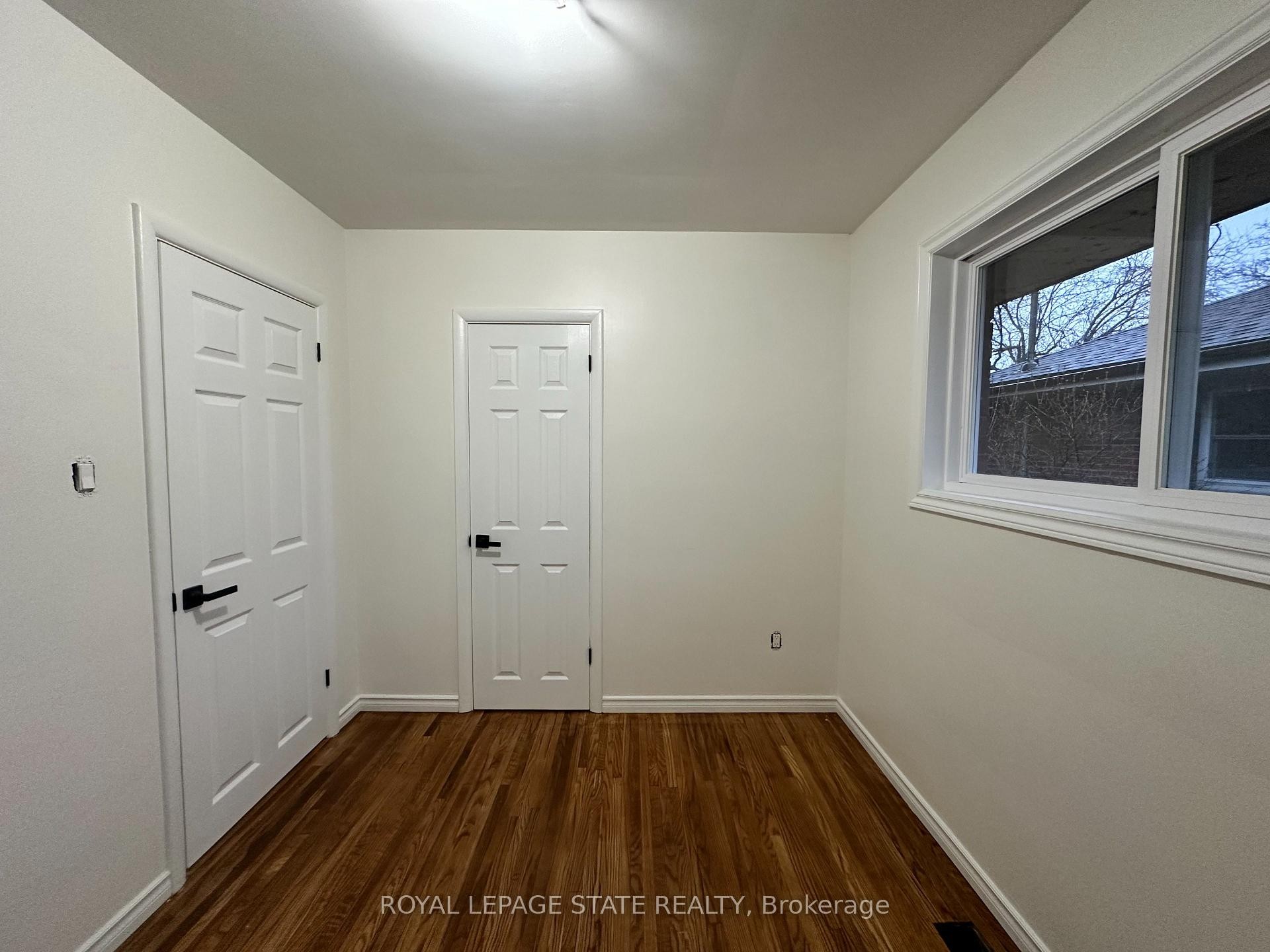 Upper-10 Glenellen Drive, St. Catharines, ON - Indoor Photo Showing Other Room