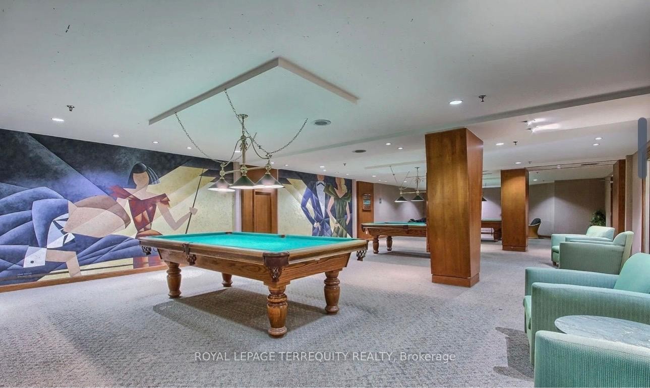 316-88 Corporate Drive, Toronto, ON - Indoor Photo Showing Other Room