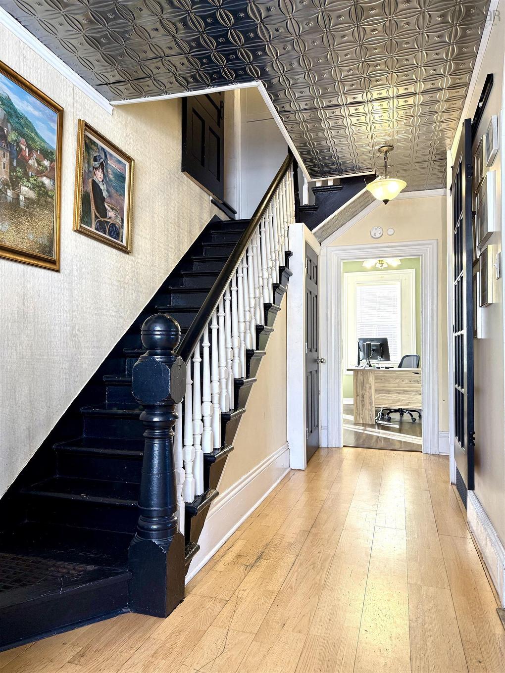 50 Victoria Street W, Amherst, NS