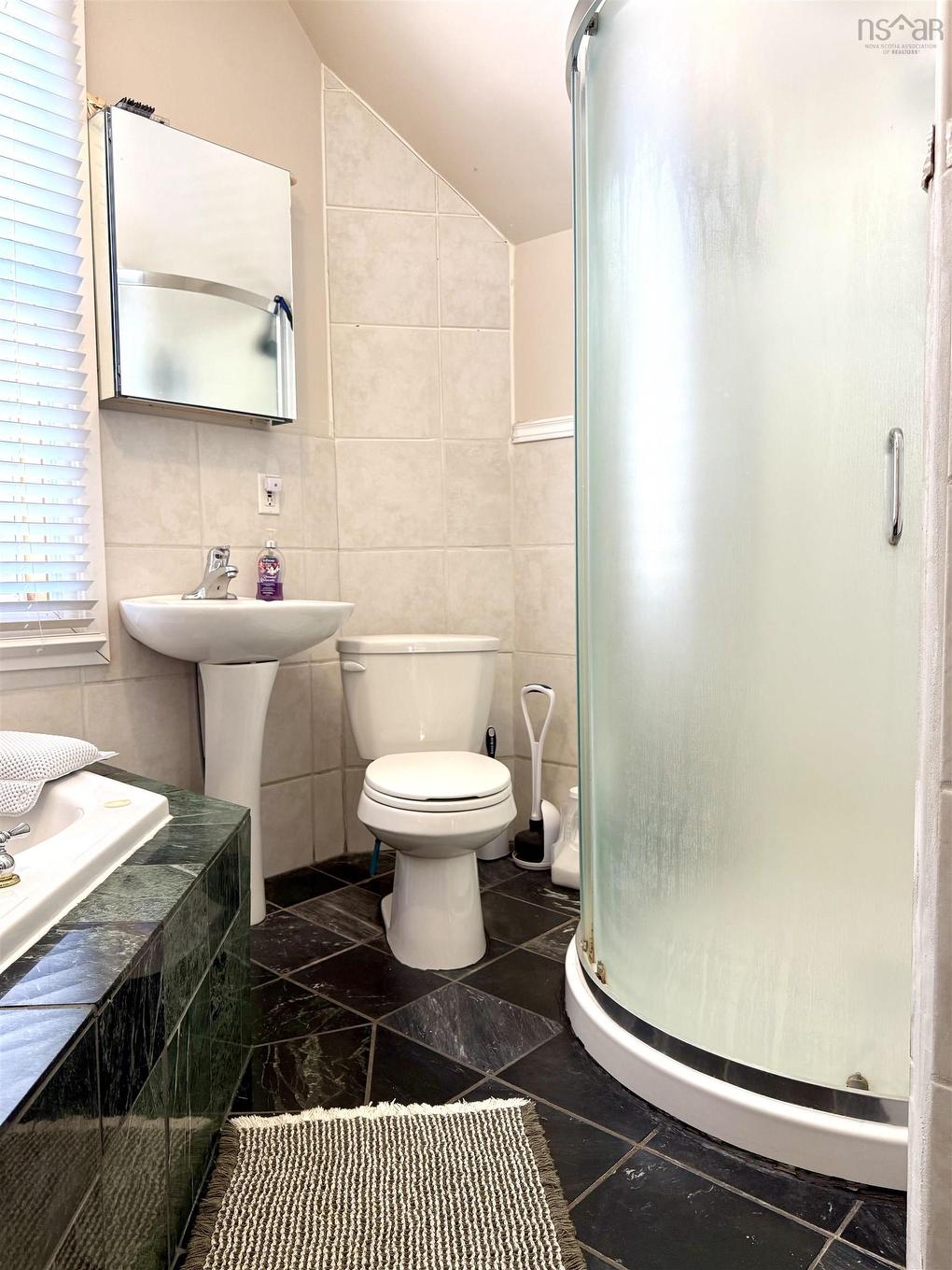 50 Victoria Street W, Amherst, NS