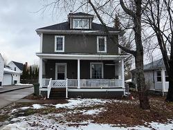 24 Claremont Avenue Stellarton, NS B0K 1S0