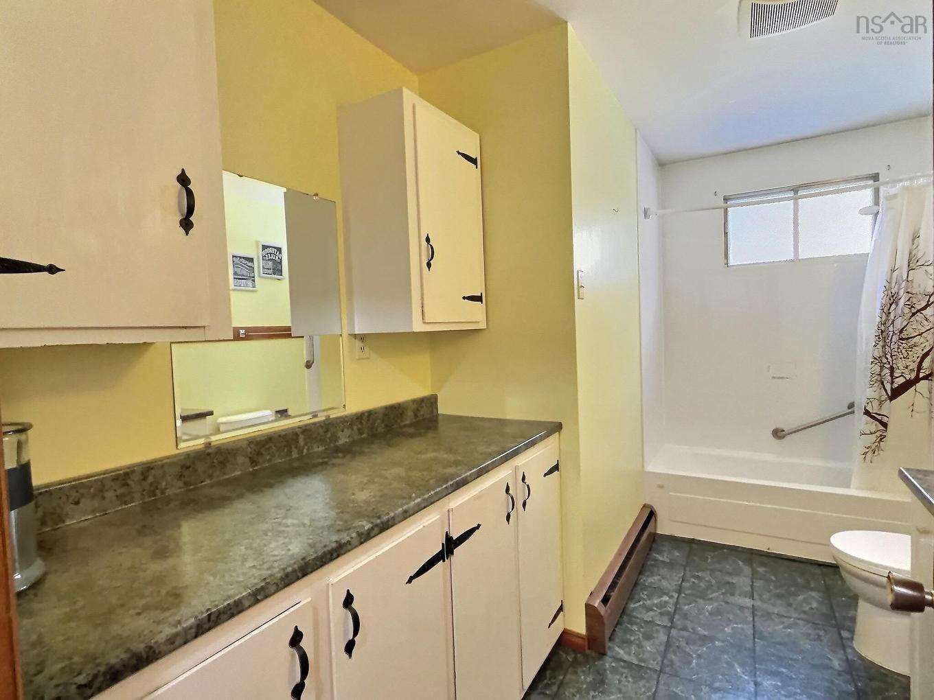 11558 Ns-224, Middle Musquodoboit, NS