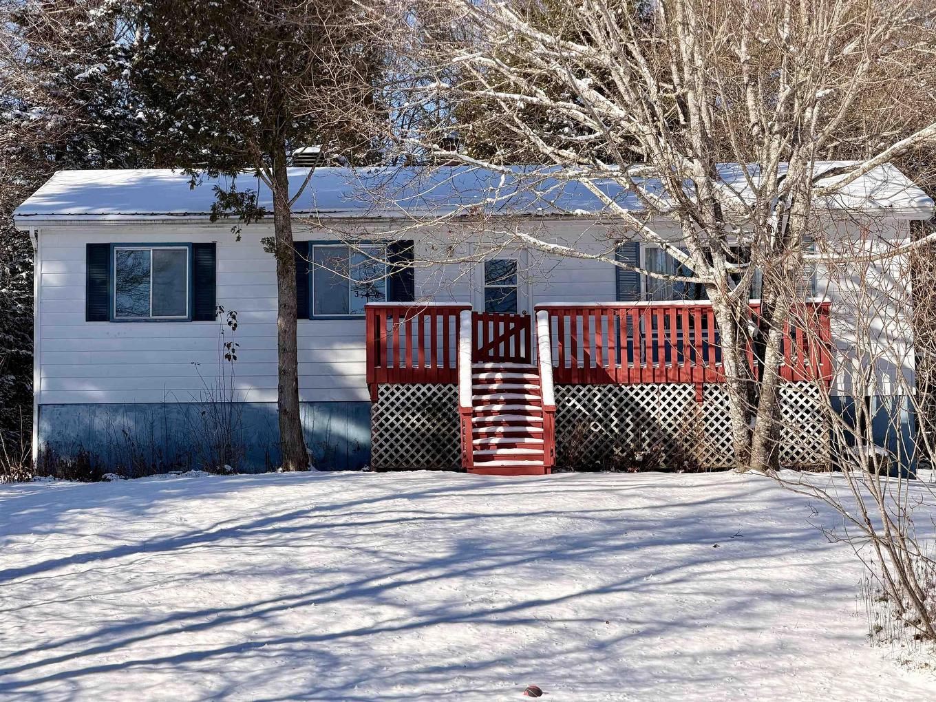 11558 Ns-224, Middle Musquodoboit, NS