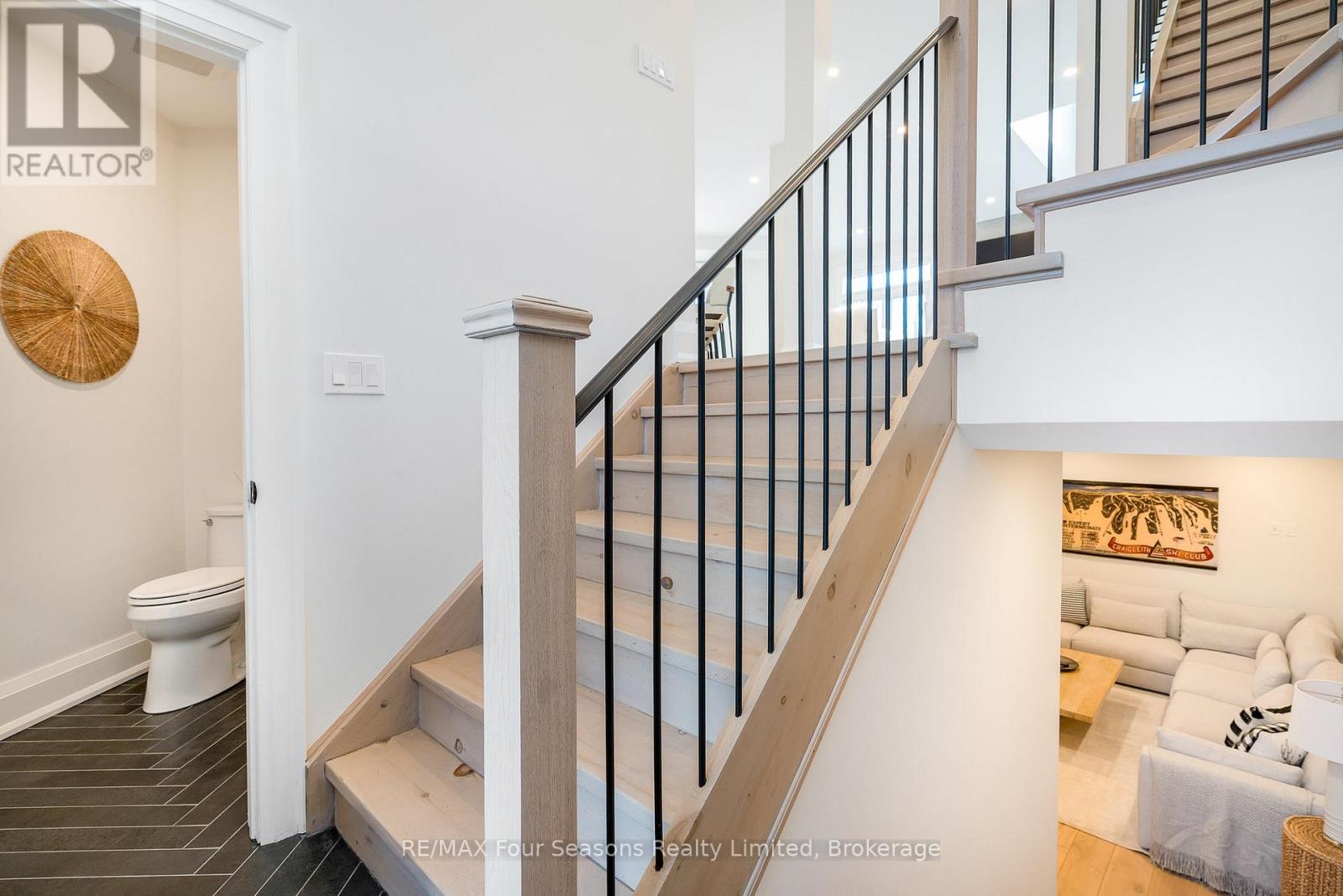 58 - 204 Blueski George Crescent, Blue Mountains, ON - Indoor Photo Showing Other Room