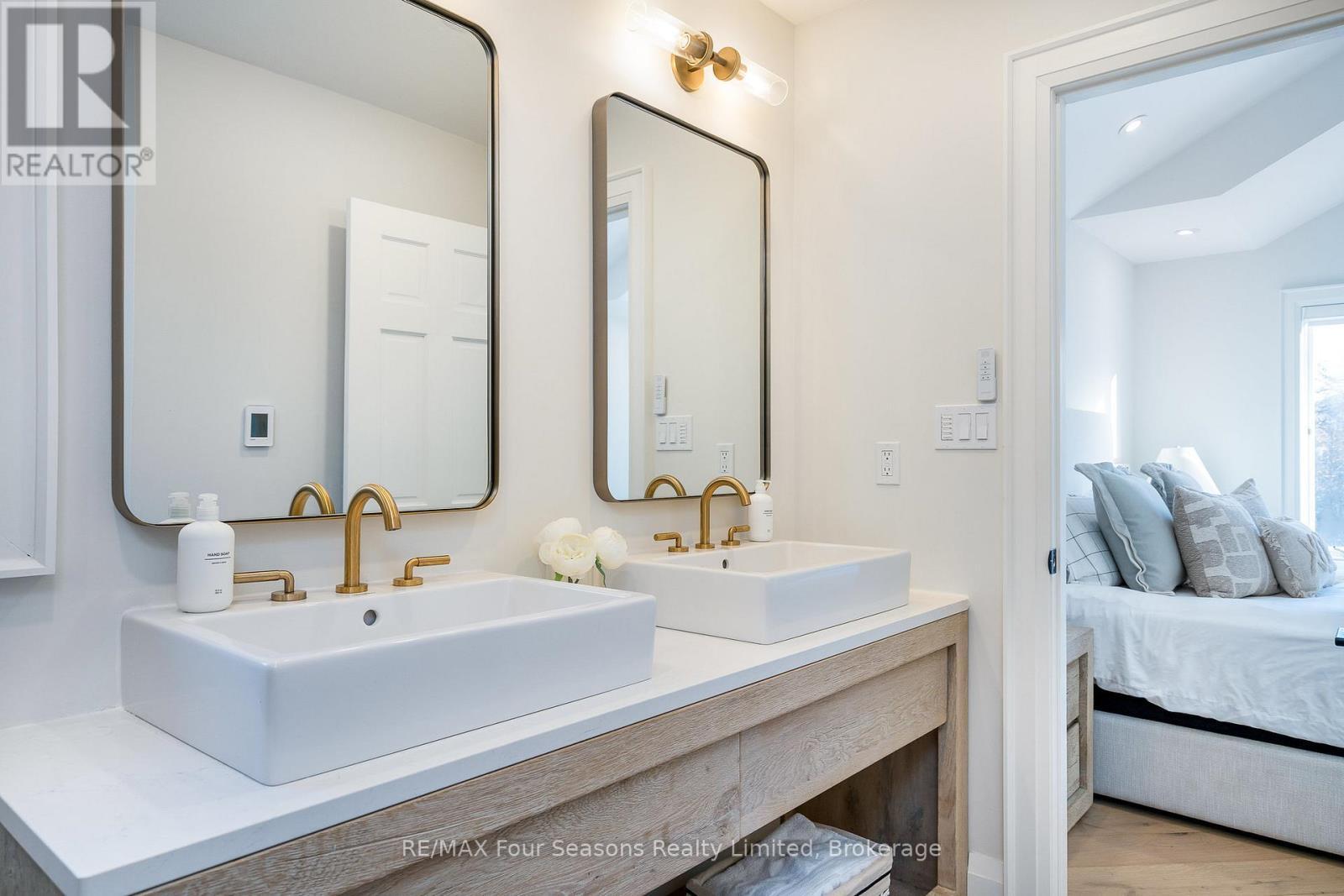 58 - 204 Blueski George Crescent, Blue Mountains, ON - Indoor Photo Showing Bathroom