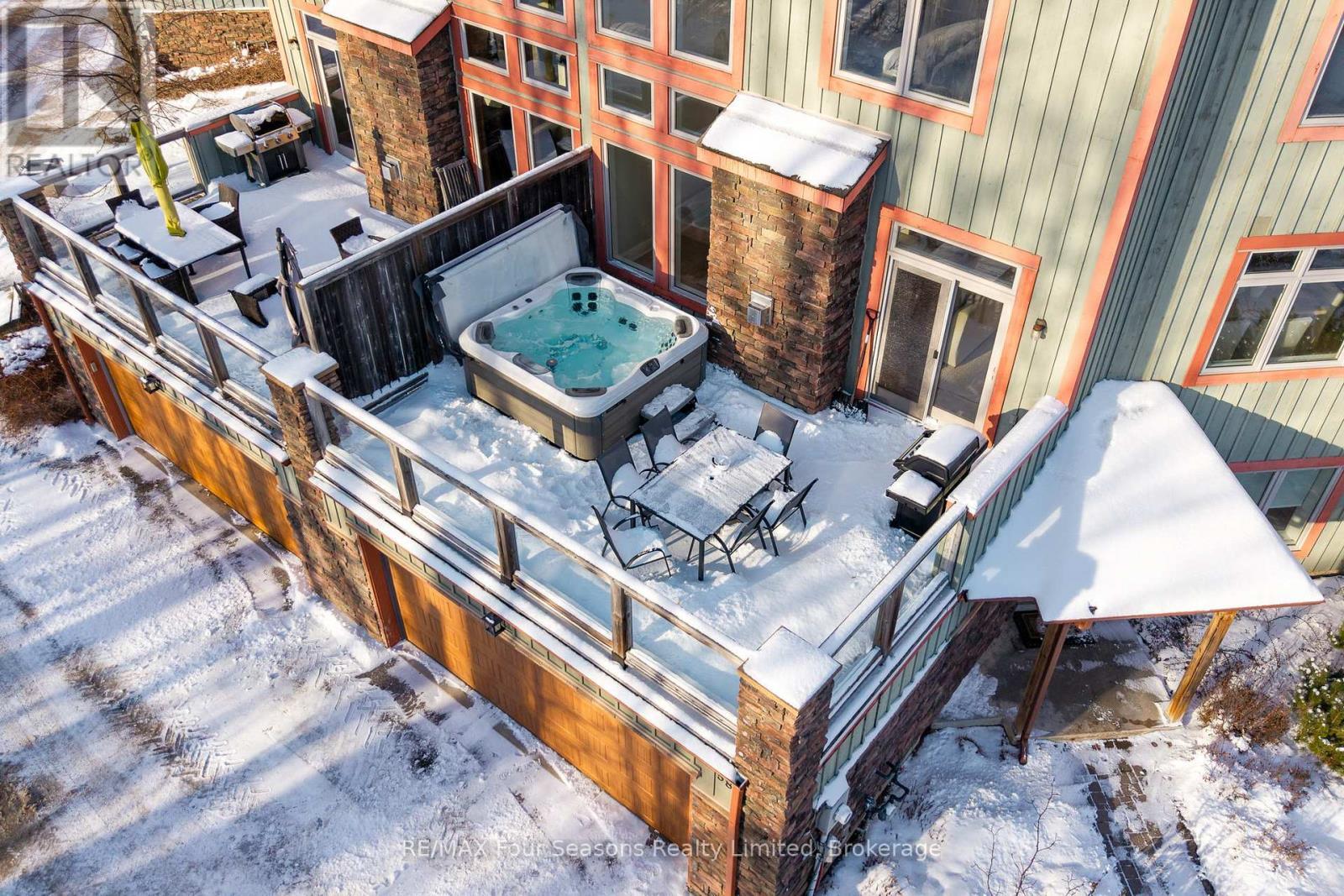 58 - 204 Blueski George Crescent, Blue Mountains, ON - Outdoor