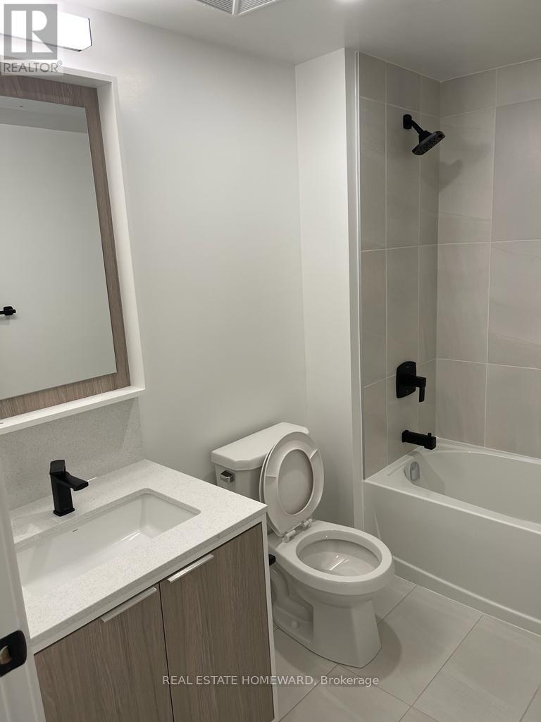 431 - 36 Zorra Street, Toronto, ON - Indoor Photo Showing Bathroom