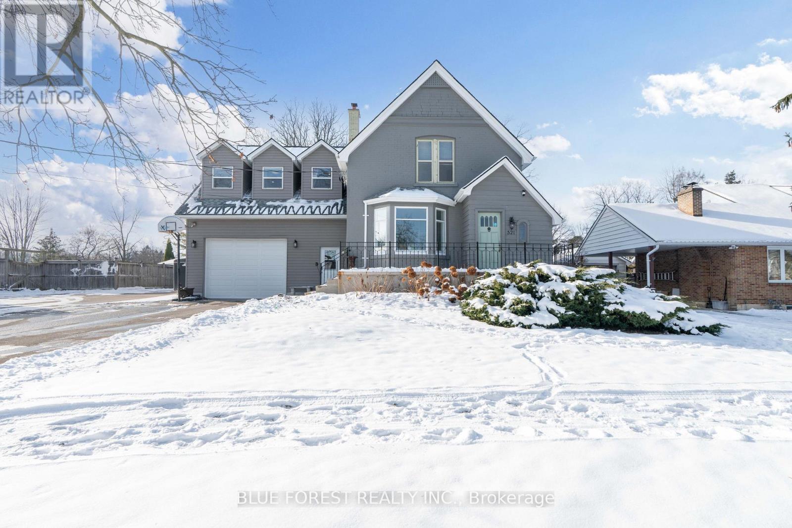 521 Upper Queen Street, London South (South P), ON - Outdoor With Facade