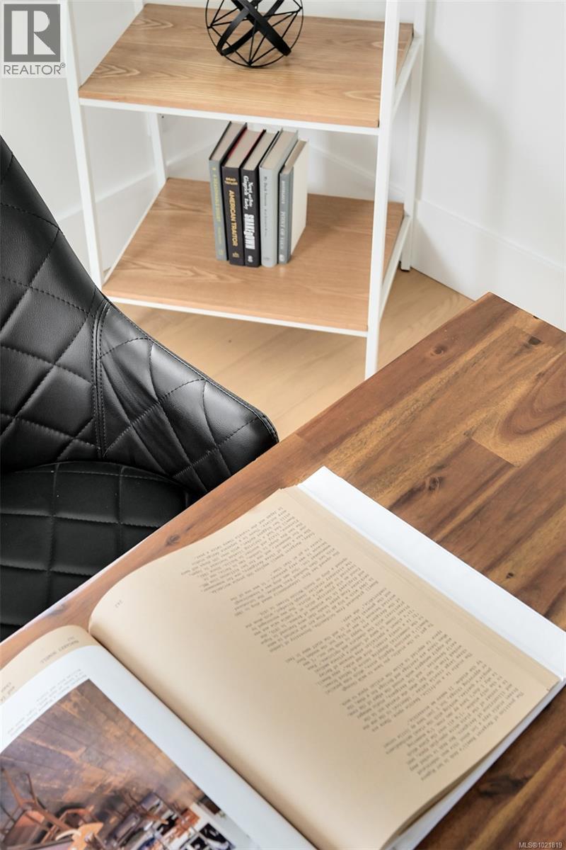 2 2268 Bowker Ave, Oak Bay, BC - Indoor Photo Showing Other Room