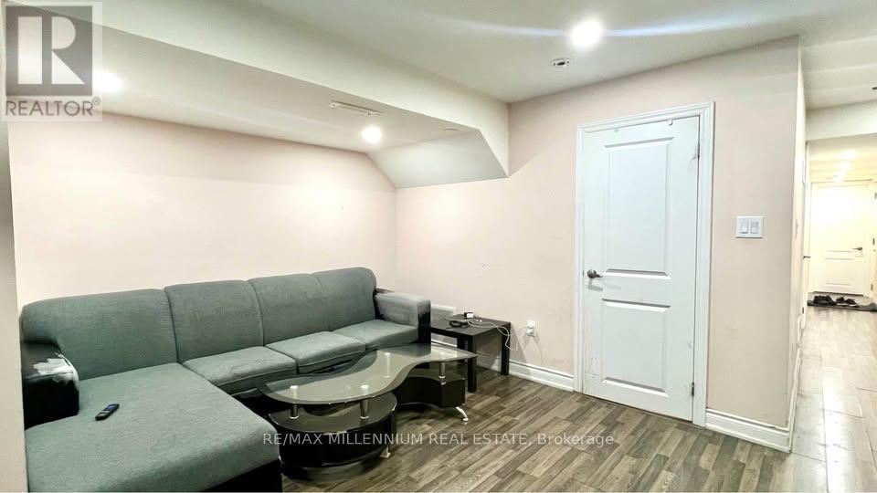 Bsmt - 49 Frenchpark Circle, Brampton, ON - Indoor