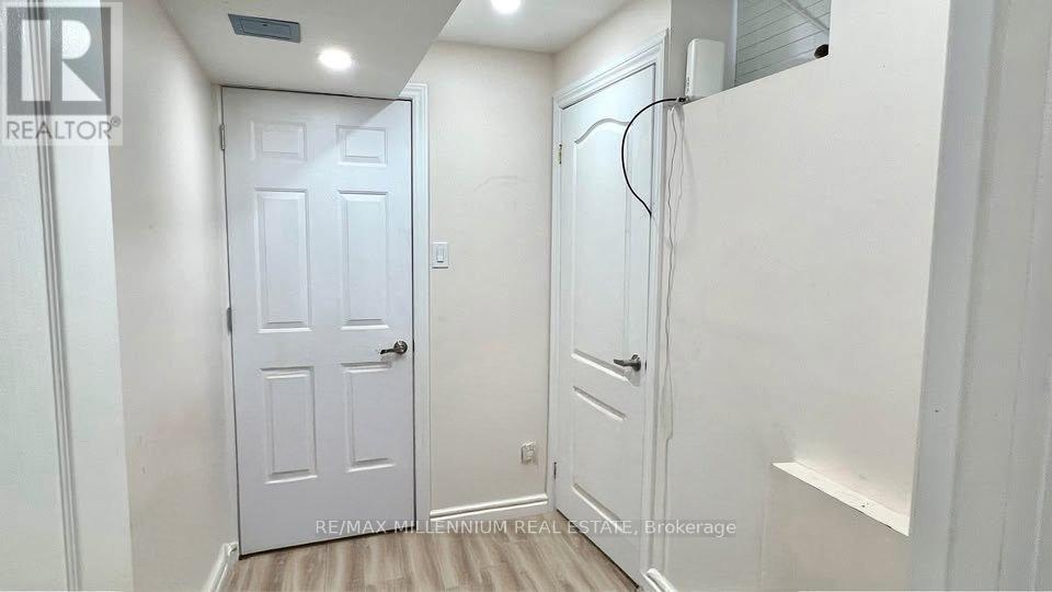 Bsmt - 49 Frenchpark Circle, Brampton, ON - Indoor Photo Showing Other Room