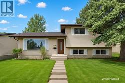 107 Silver Brook Drive NW Calgary, AB T3B 3H6