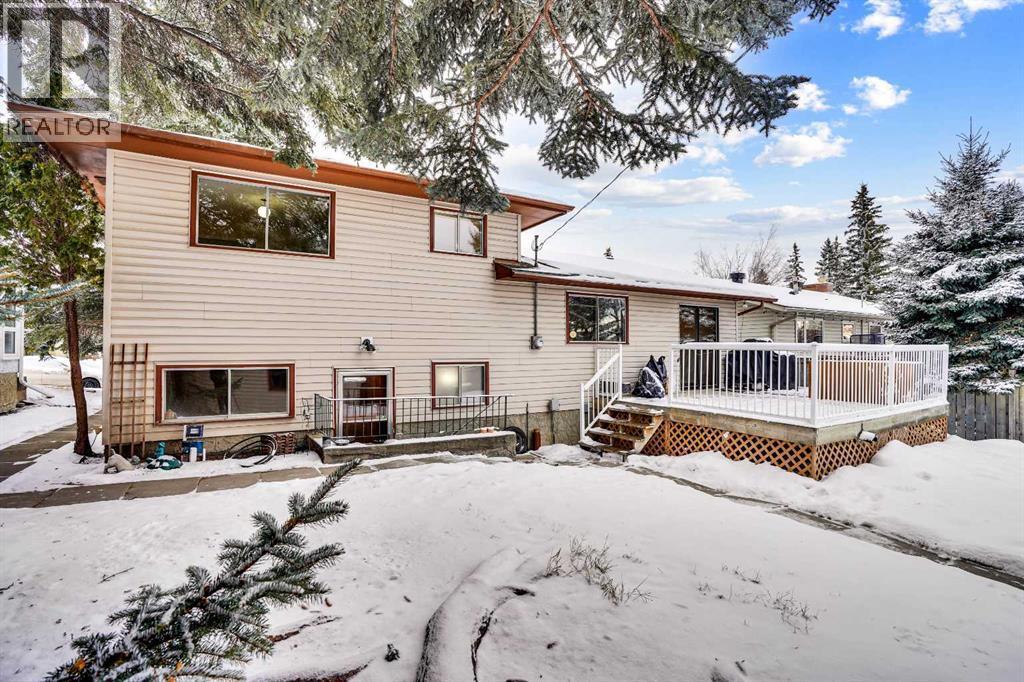 107 Silver Brook Drive Nw, Calgary, AB