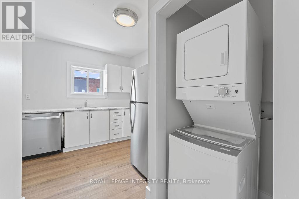 34 Market Street N, Smiths Falls, ON