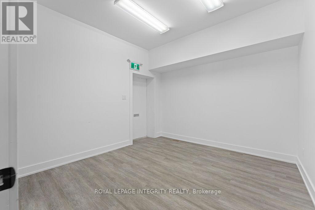 34 Market Street N, Smiths Falls, ON