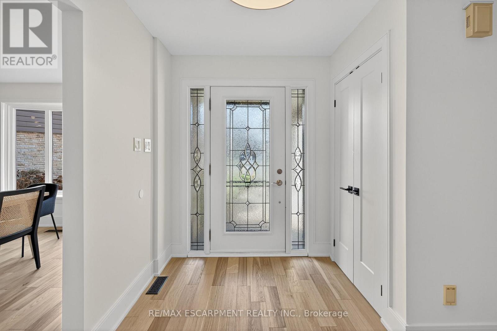 2347 Tweedsmuir Court, Burlington, ON - Indoor Photo Showing Other Room