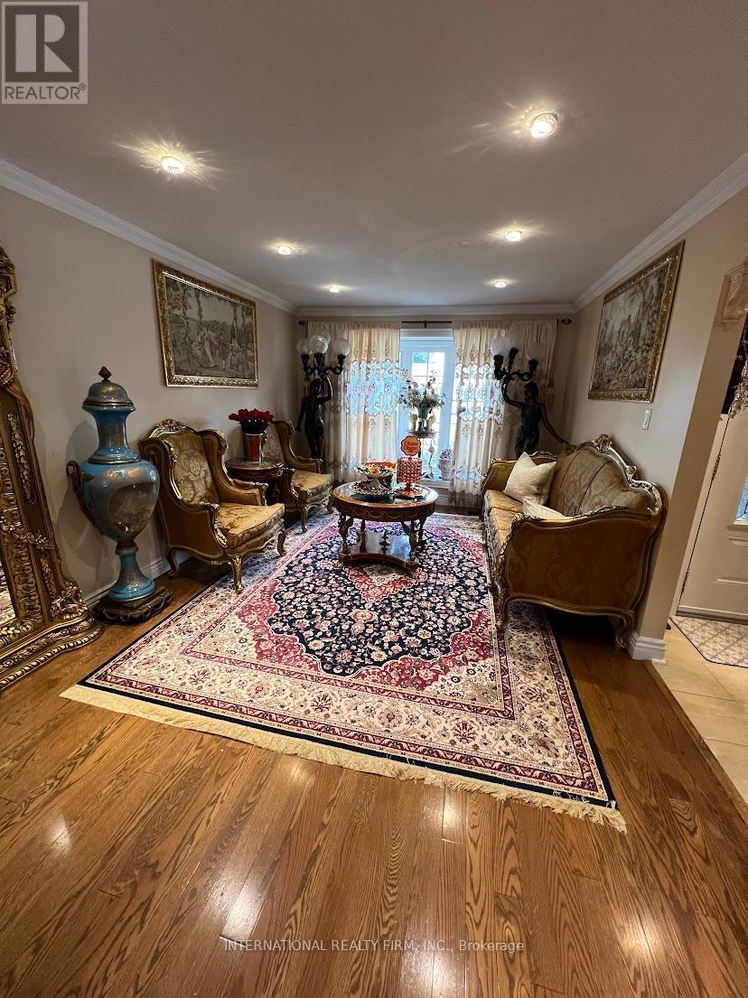 2910 Oka Road, Mississauga, ON - Indoor