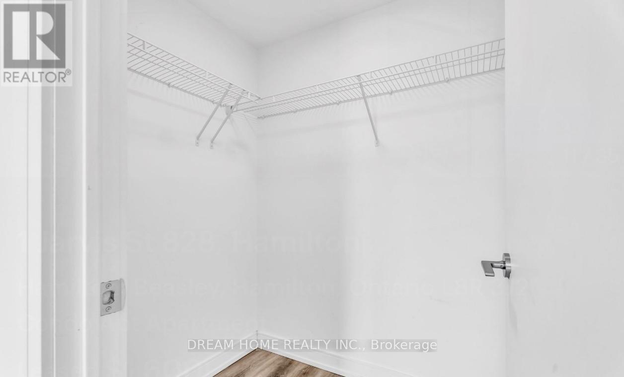 728 - 1 Jarvis St Street, Hamilton, ON - Indoor With Storage