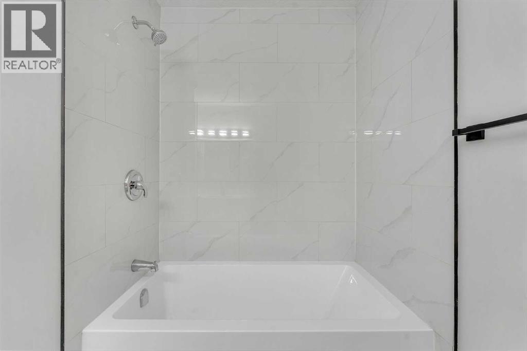 8420 Centre Street Ne, Calgary, AB