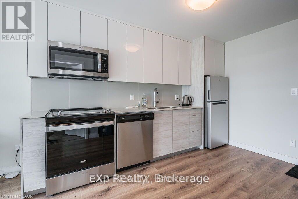 701 - 60 Frederick Street, Kitchener, ON - Indoor Photo Showing Kitchen