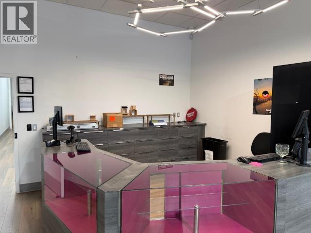 7A-7030 Alberni Street, Powell River, BC