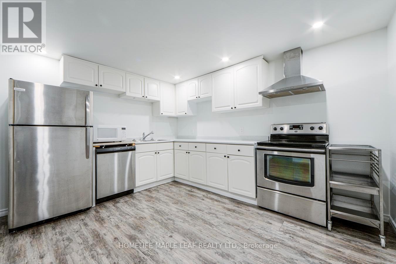 10 Mill Street, Amaranth, ON - Indoor Photo Showing Kitchen