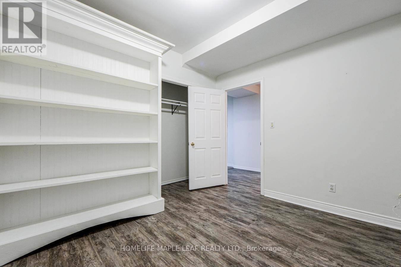 10 Mill Street, Amaranth, ON - Indoor