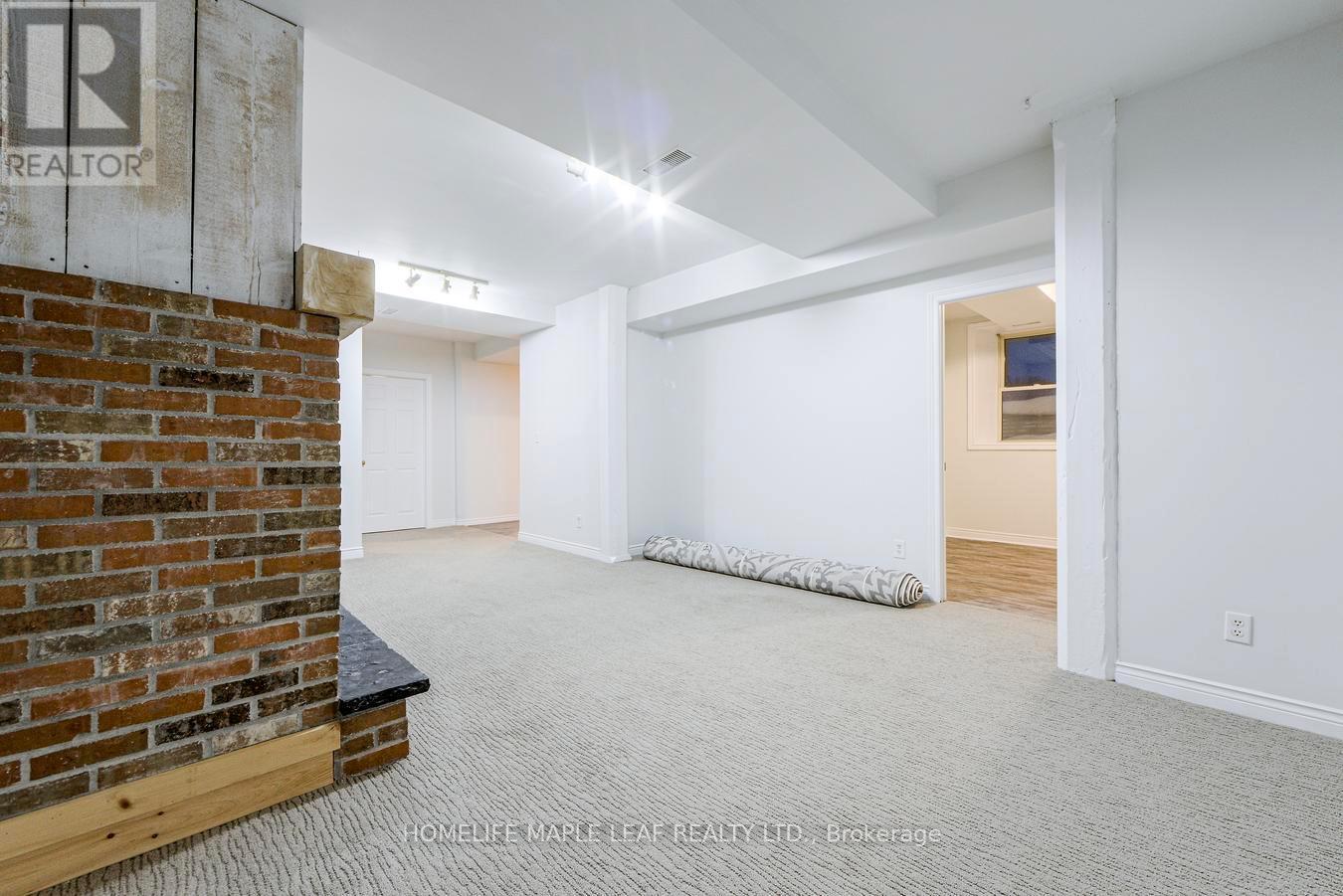 10 Mill Street, Amaranth, ON - Indoor