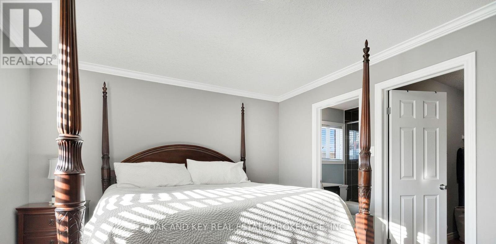 Master Bedroom - 34 Fieldstone Crescent, Middlesex Centre (Komoka), ON - Indoor Photo Showing Bedroom