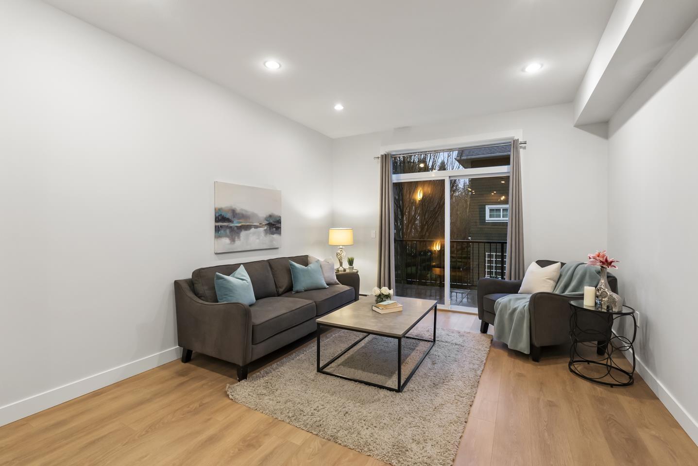 36 288 171 Street, Surrey, BC - Indoor Photo Showing Living Room