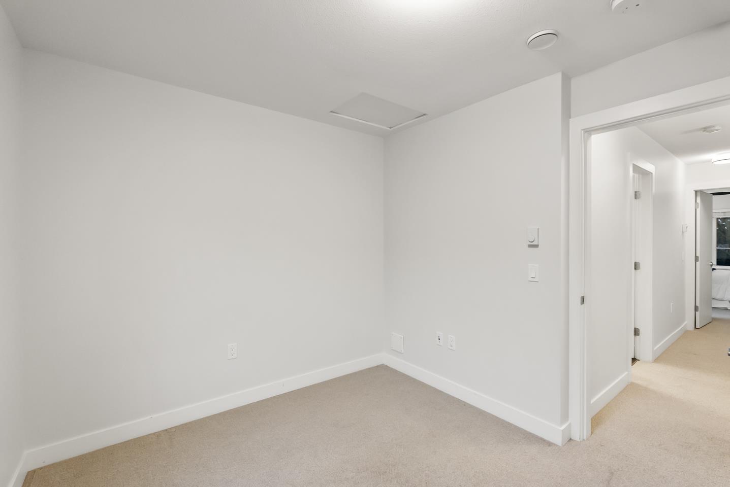 36 288 171 Street, Surrey, BC - Indoor Photo Showing Other Room