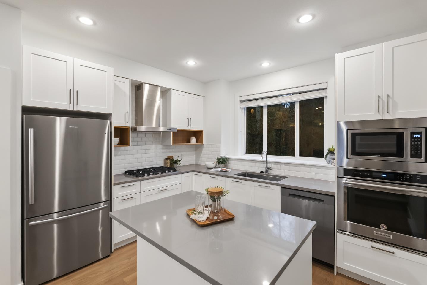 36 288 171 Street, Surrey, BC - Indoor Photo Showing Kitchen With Upgraded Kitchen