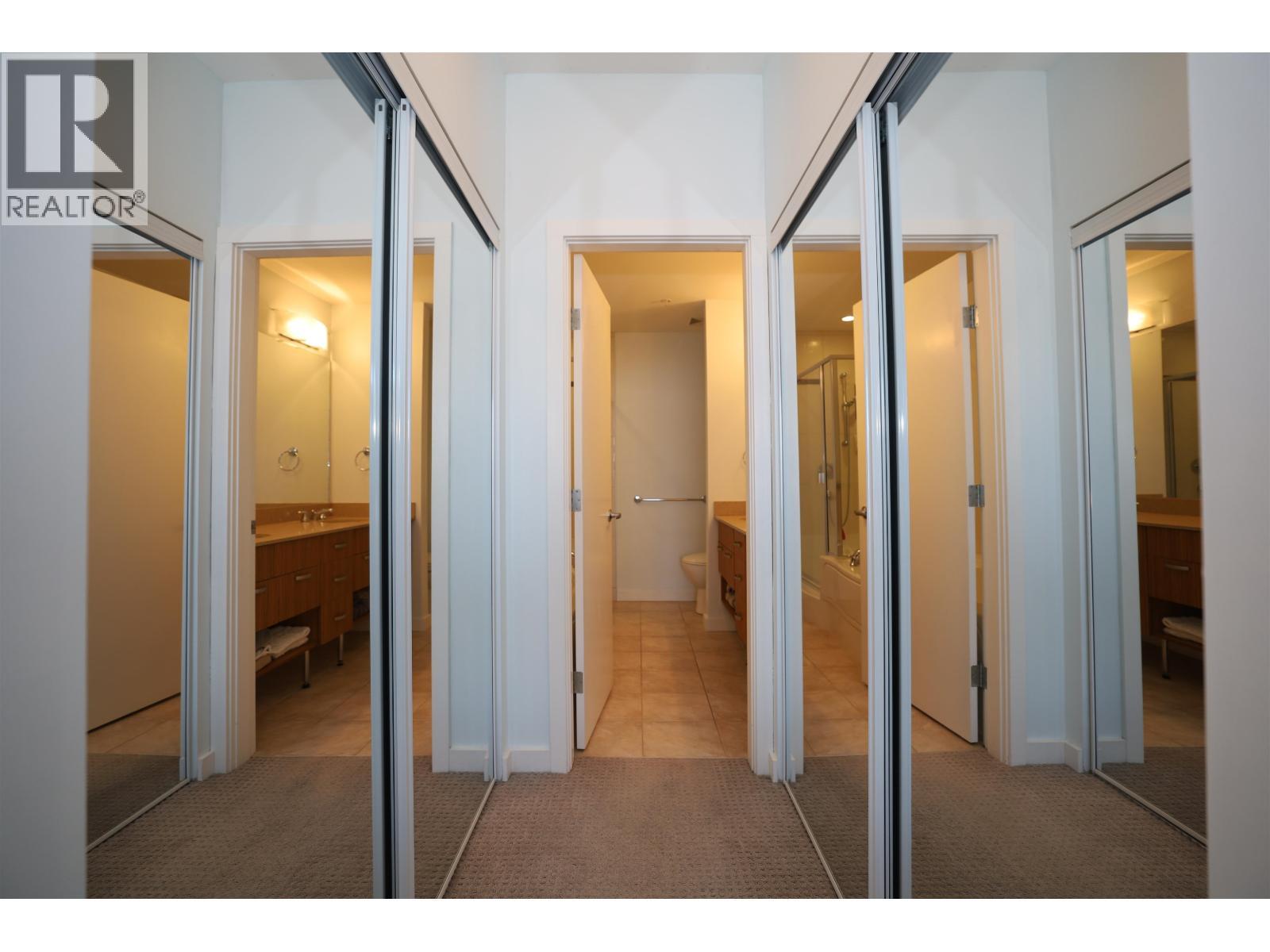 226 5160 Davis Bay Road, Sechelt, BC