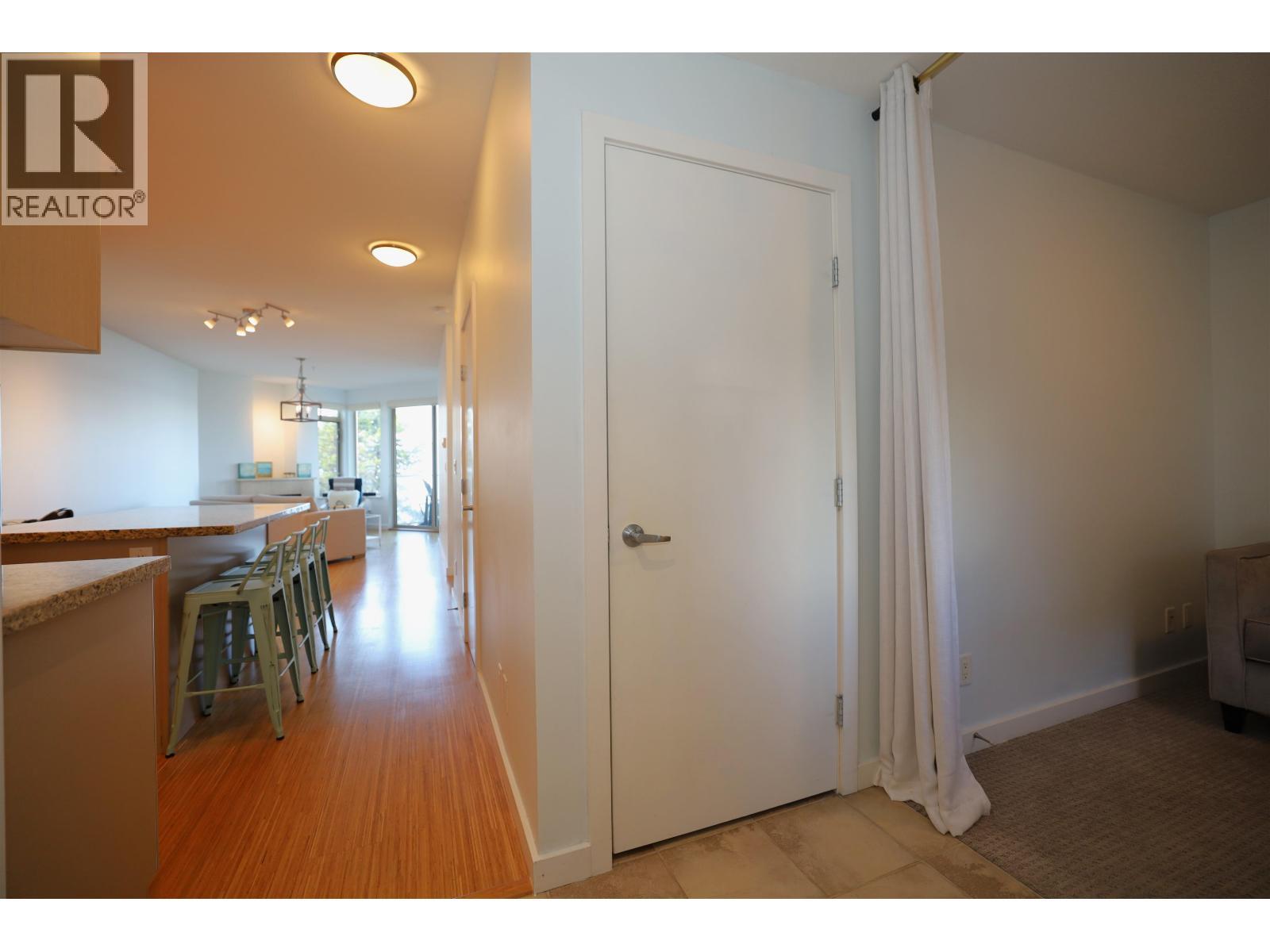 226 5160 Davis Bay Road, Sechelt, BC