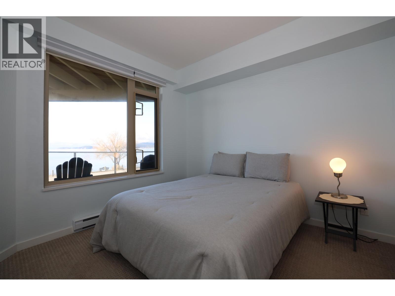 226 5160 Davis Bay Road, Sechelt, BC