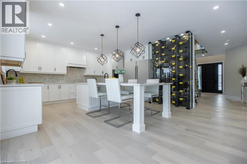 Lot 2 Avery Place, Milverton, ON - Indoor Photo Showing Kitchen With Upgraded Kitchen