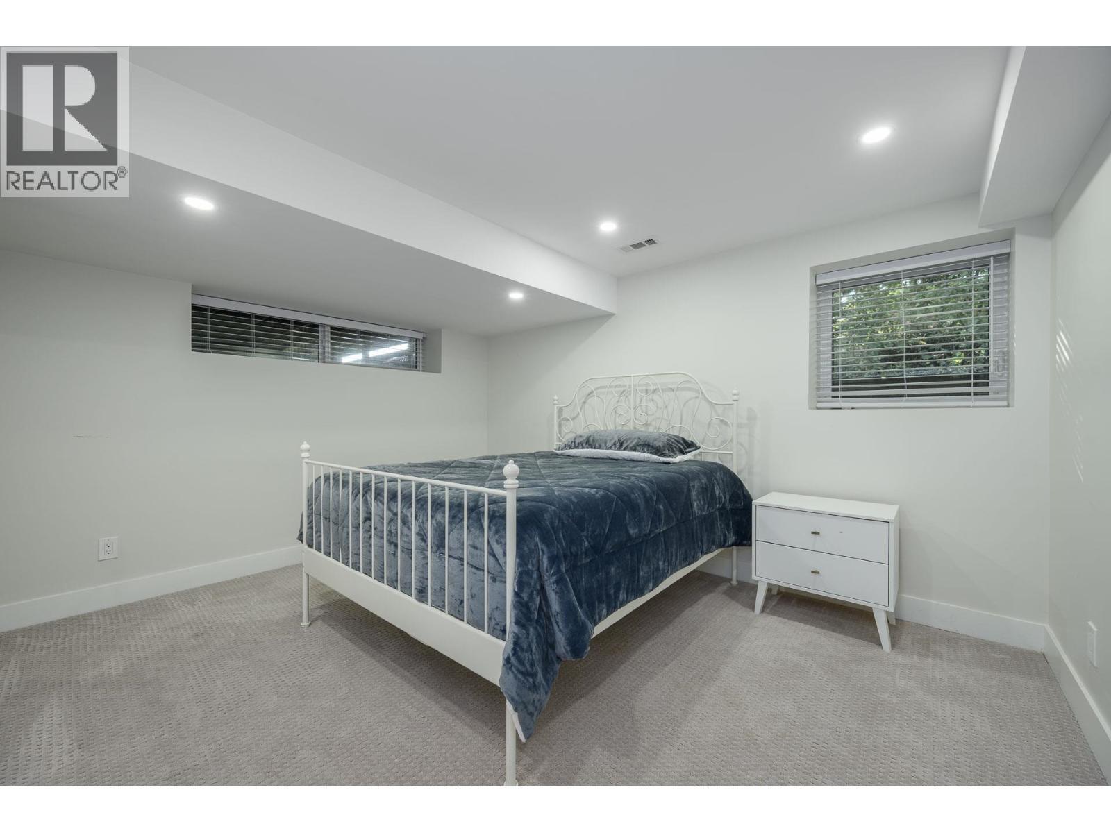 21866 River Road, Maple Ridge, BC - Indoor Photo Showing Bedroom